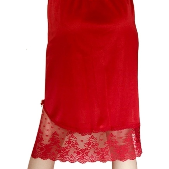 Vintage VANITY FAIR Slip Lacy Lipstick Red Half Lace Side Slit Sz S TT - Picture 2 of 6